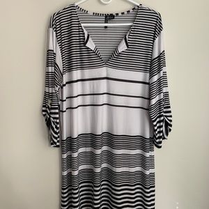 PORTOCRUZ SIZE MEDIUM SWIMSUIT COVER UP